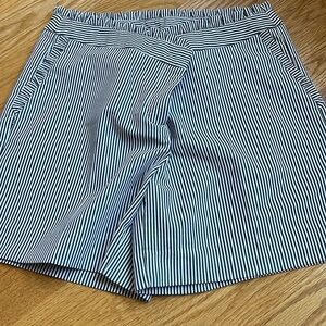Ruffle edge stripped shorts